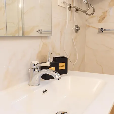בית הארחה La Casa Dell Artigiano 3*